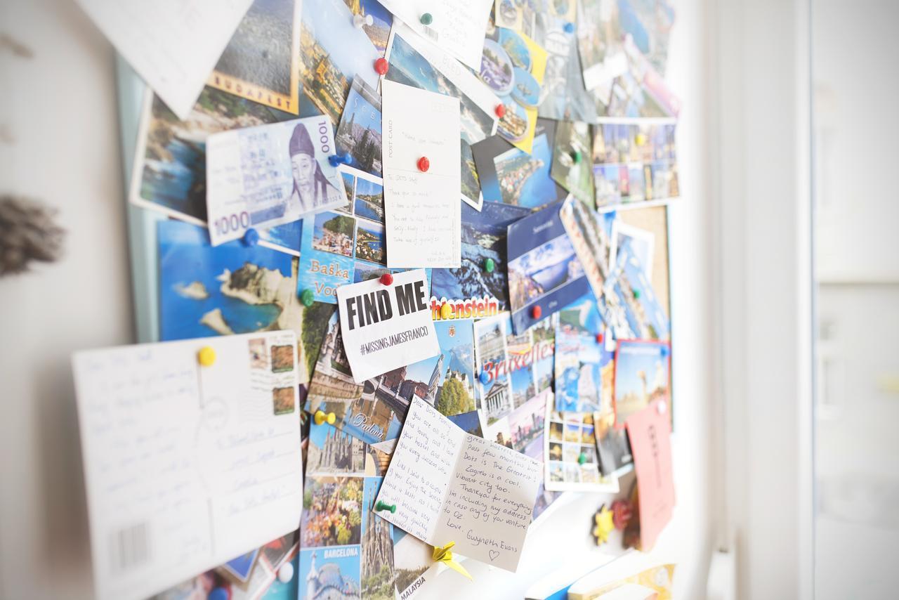 The Dots Hostel Zagreb Bagian luar foto