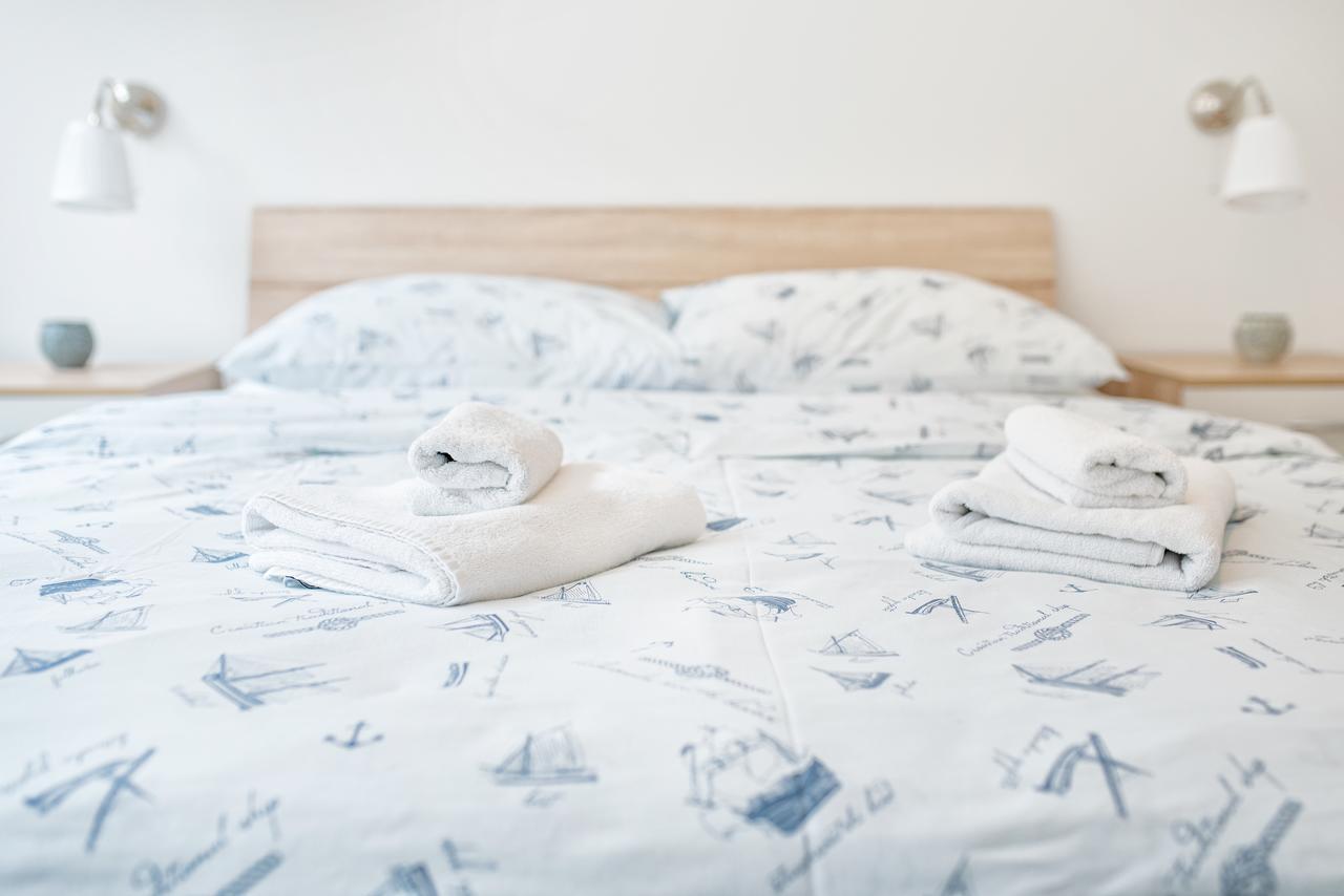 The Dots Hostel Zagreb Bagian luar foto